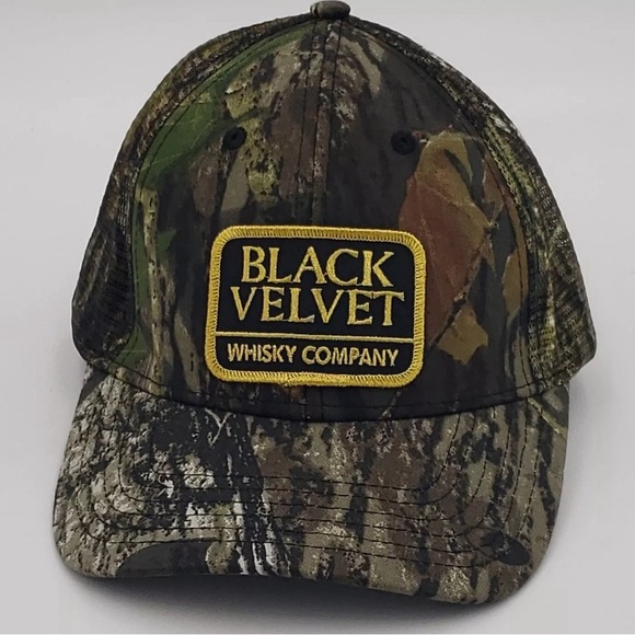 Black Velvet Whiskey Camo Snapback Trucker Hat Baseball Cap - Picture 1 of 6